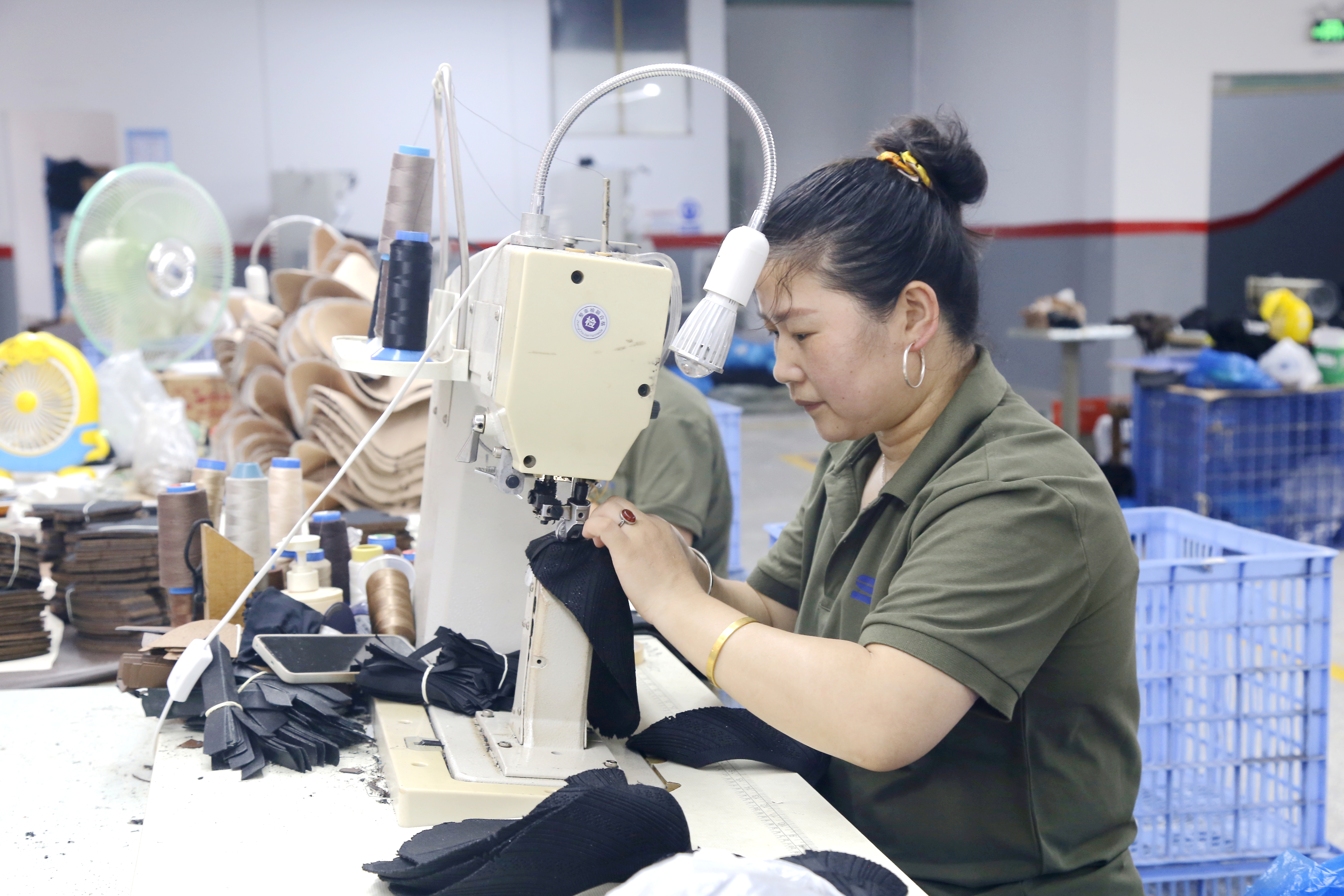 SHI JI FOOTWEAR gallery photograph 17